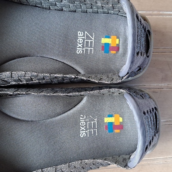 Zee Alexis Spice Woven Comfort Memory Foam Walking Metallic Silver Gray Slip On - Picture 4 of 8